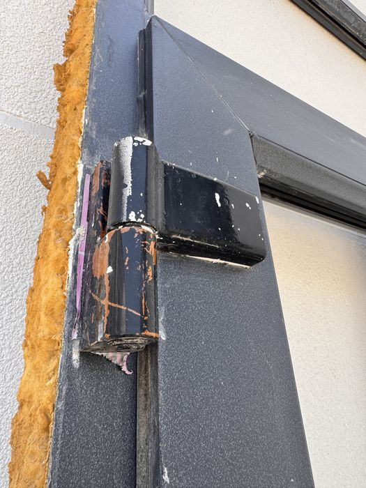 Akfa plastdan yasalga eshik sotiladi