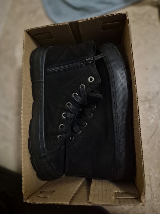 Pantofi cu toc Botine model deosebit
