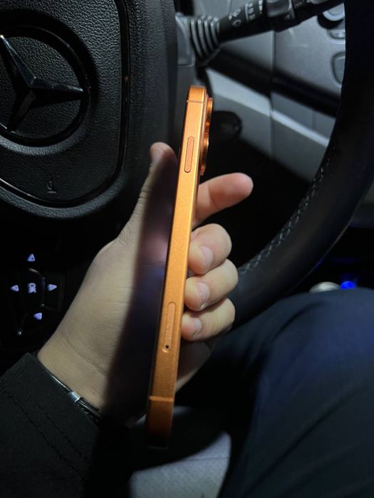 Iphone 11, 17 pro korpusda