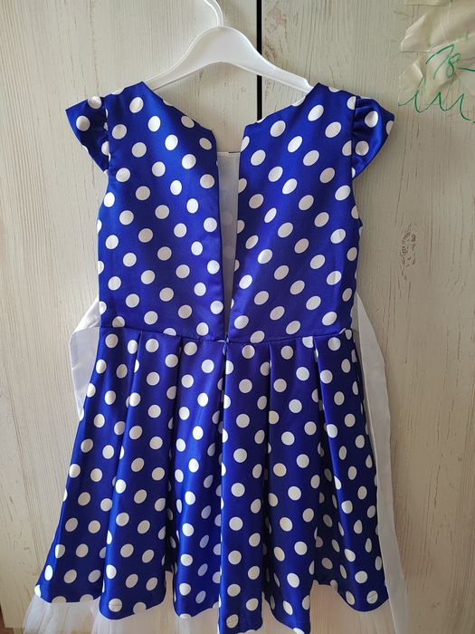 Продам платье для девочки