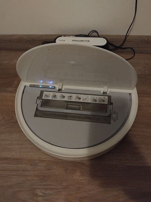 De vânzare aspirator robot Rowenta seria 60