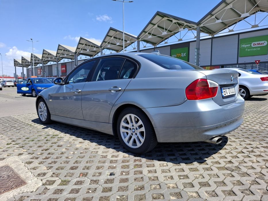 Proprietar BMW 320D E90 207000 km-distributie schimbata