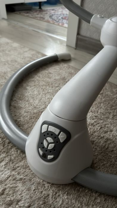 Продам шезлонг детский