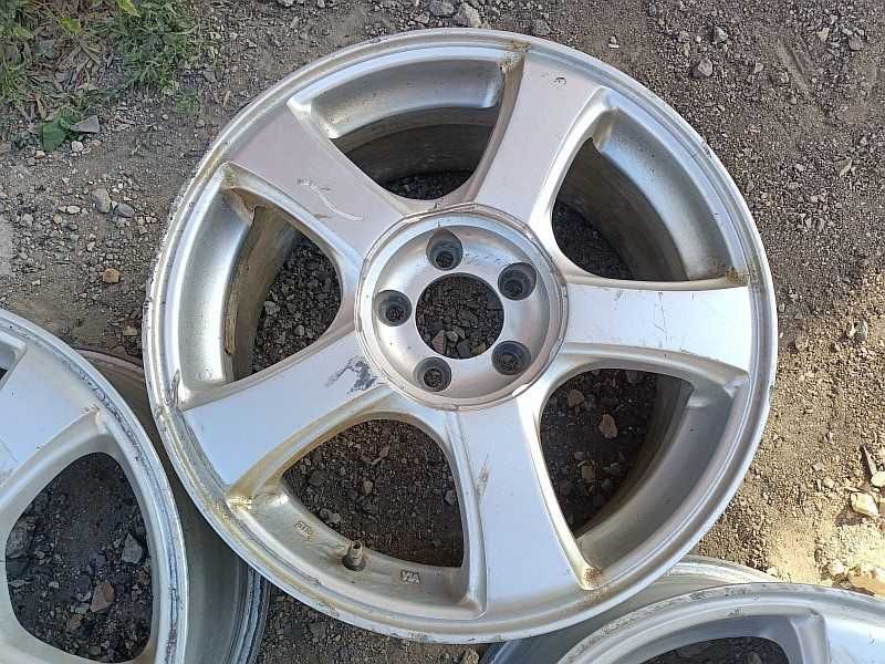 Продам легкосплавные диски на Subaru