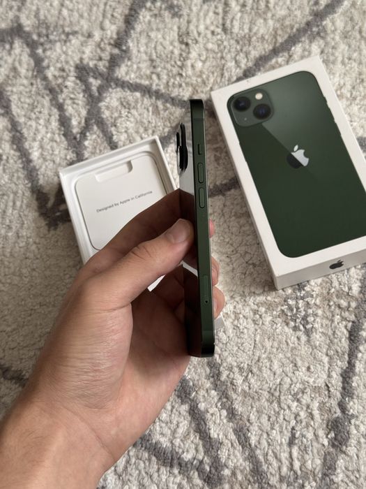 iPhone 13 128гб АКБ 80% с коробкой