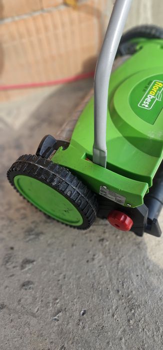 Vand cositoare gazon manuala