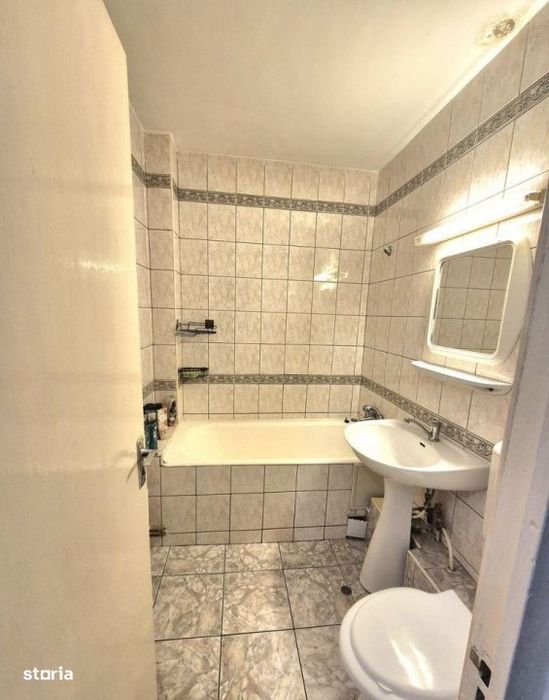 Garsoniera decomandata de vanzare – Marasti