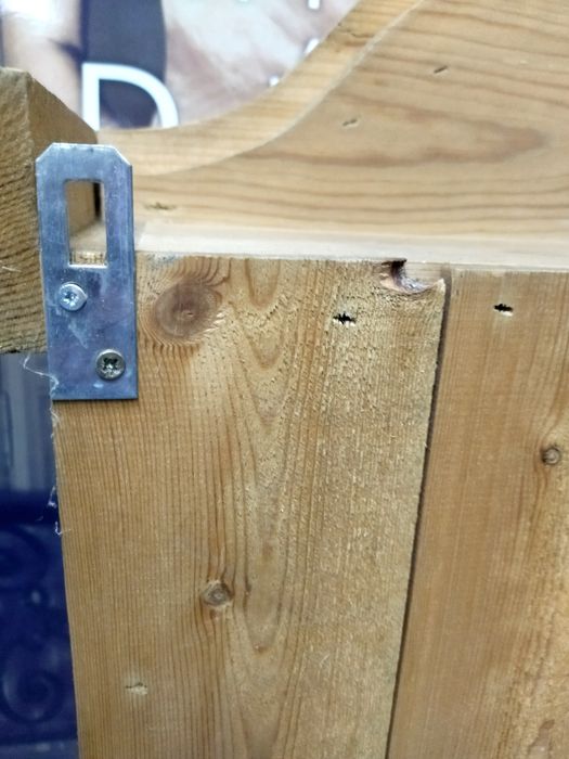 Винтидж стенна етажерка от скандинавски бор