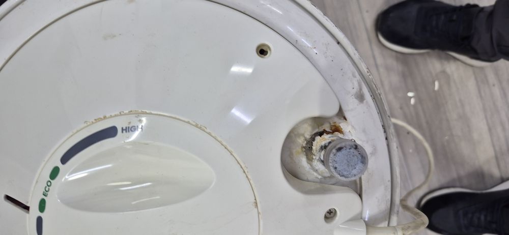 Боллер для воды наход микр Зердели