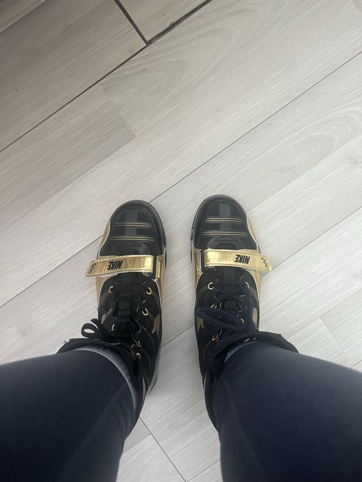 Боксерка Nike золотой