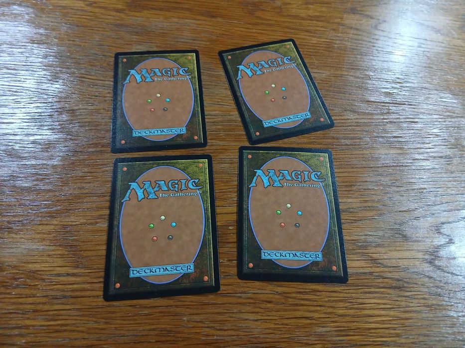 set 4 carti joc Dragon Tempest (GN3) pt Magic The Gathering