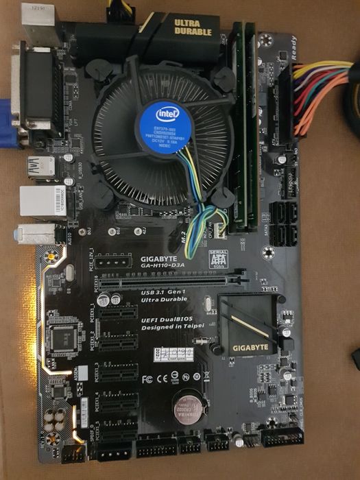 Procesor i5 6600, placa de baza socket 1151, ram 16GB DDR4, cooler