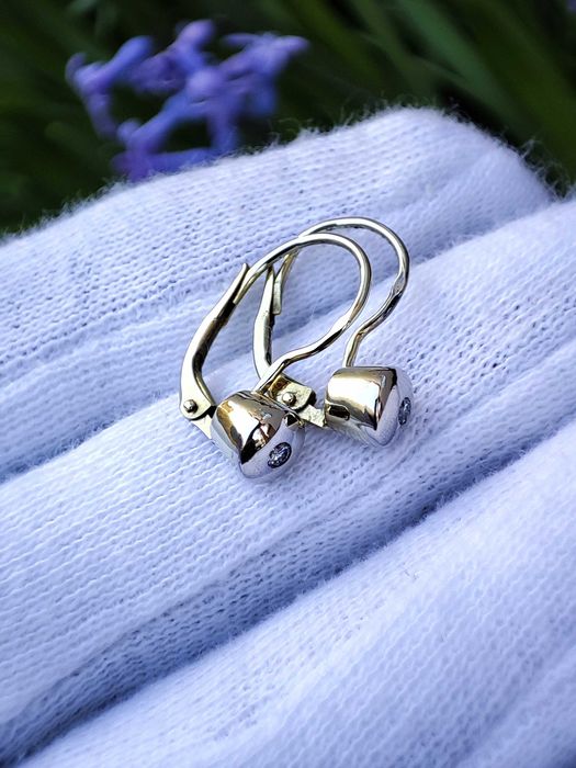 Cercei Aur 14K Cu Diamate Button Unicat