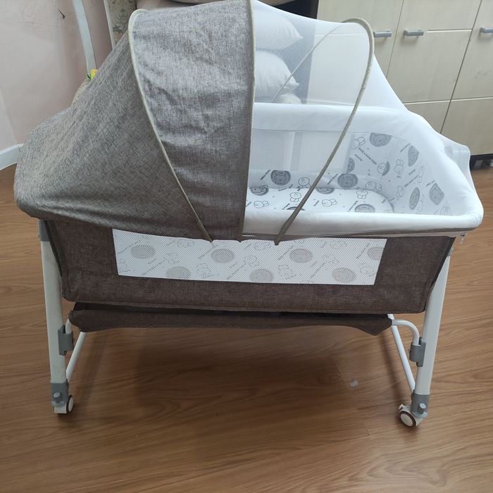 Приставная кроватка