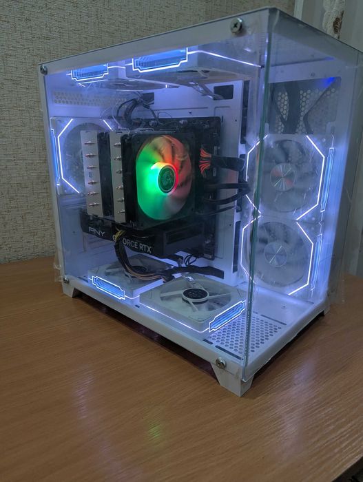 Корпус Аквариум с 7 ARGB кулерами