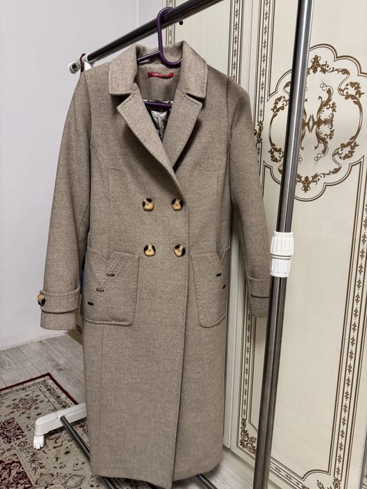 Продаю Пальто в идеальном качестве!