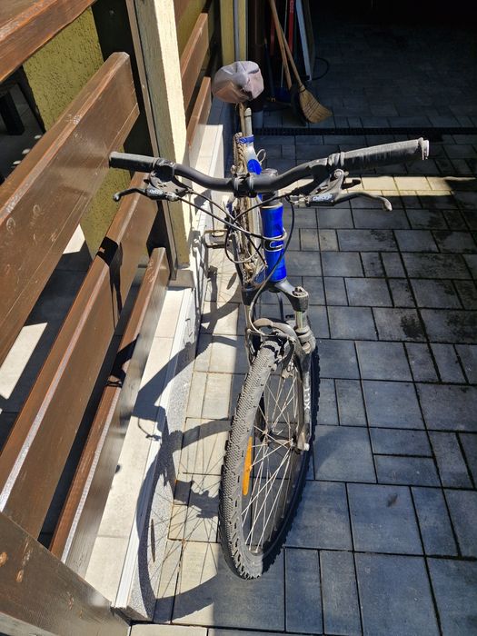 Bicicletă Cube Albastru