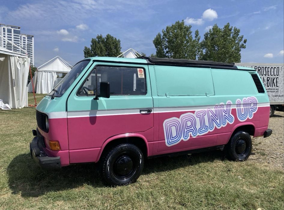 T3 din 1987 modificat pentru comert ambulant