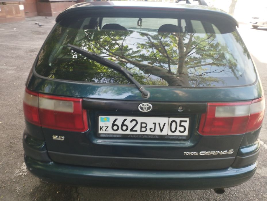 Toyota carina e девяносто второй год