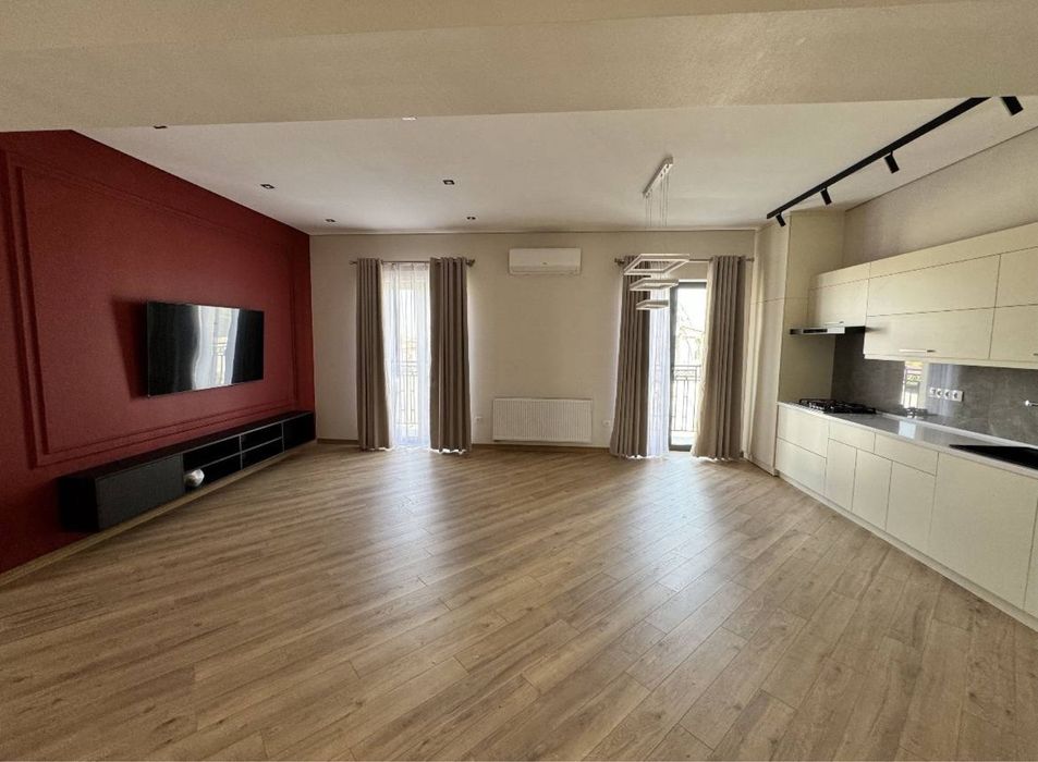 3/5/7 100м2 Эко Базар новостройка, новый ремонт, 2 санузла + гардероб