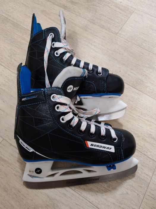 Продам коньки для мальчика