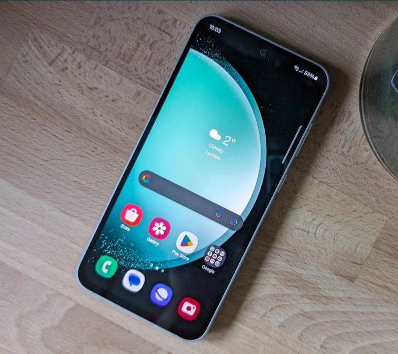 Samsung s23 fe обмен на айфон