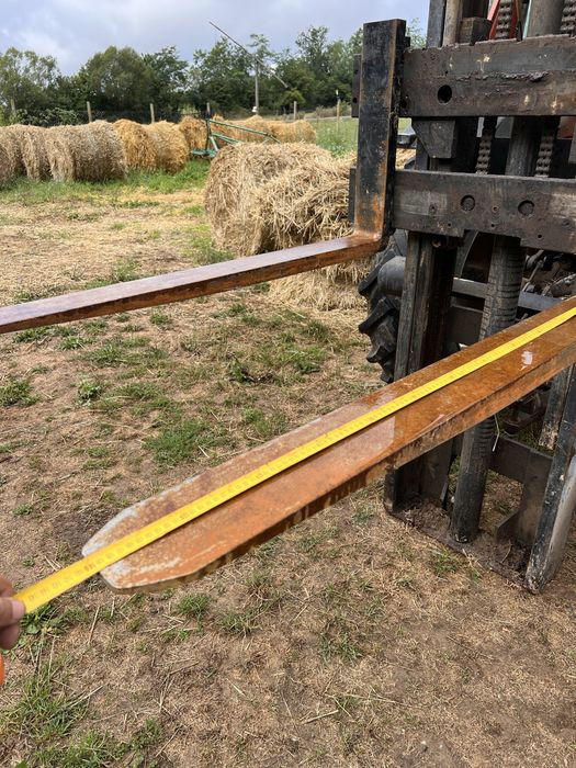 Stivuitor tiranți tractor
