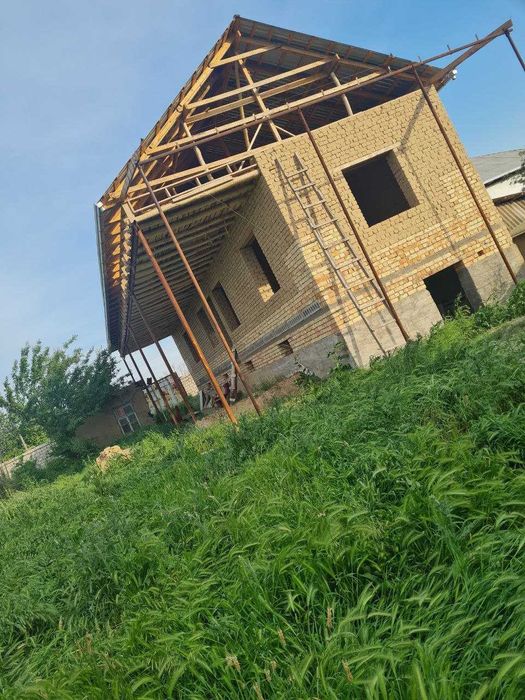 участок земля yer 200 kvad uyi bilan hovli 11 so'th 20/50.5