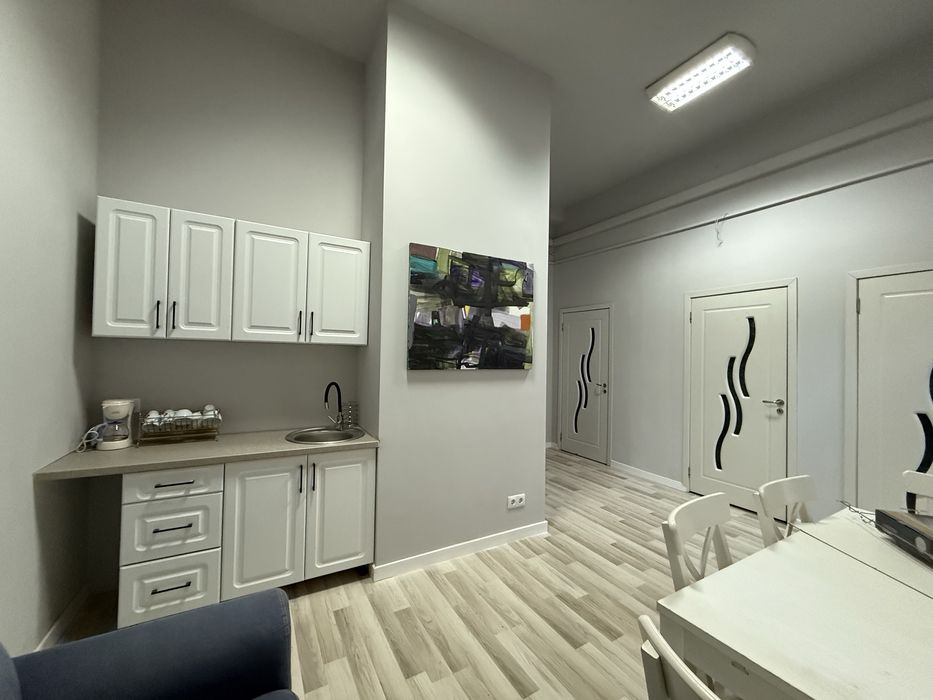 Dau in chirie apartament 2 camere Ultracentral Cluj.