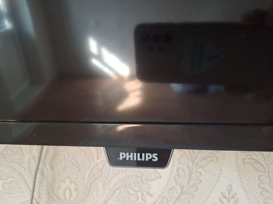 Телевизор PHILIPS