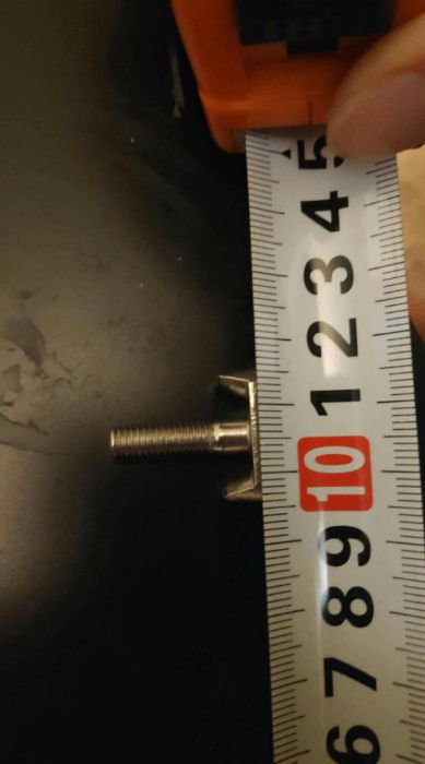 Т болт за клема за акумулатор на Шкода Фабиа II (2008)