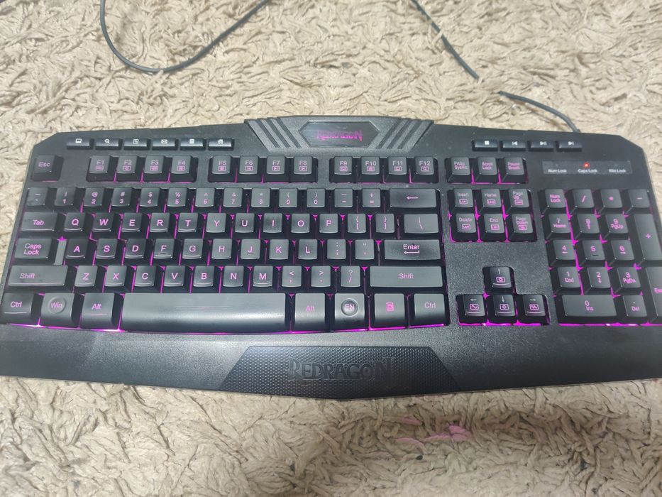 Tastatura Gaming Redragon luminată