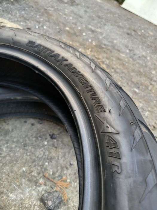 Bridgestone Battlax Adventure 41R
150/70/18 Dot 0223.
Добро състояние