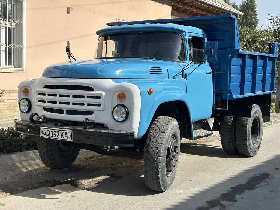Zil 130 soriladi. 8000$