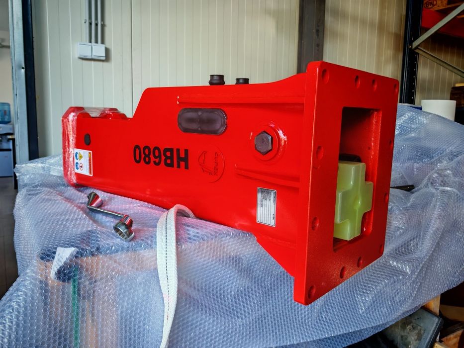 Ciocan hidraulic excavator