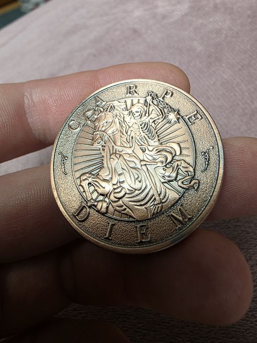 Monede Colecție "Memento Mori" / "Memento Vivere" / "Carpe Diem"