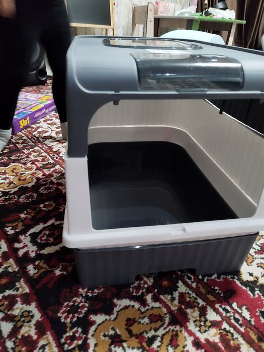 Лоток для кошек, туалет