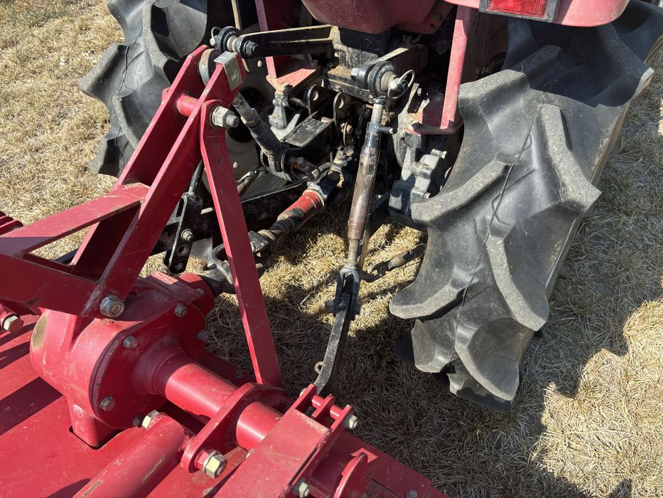 Продава се японски трактор SHIBAURA