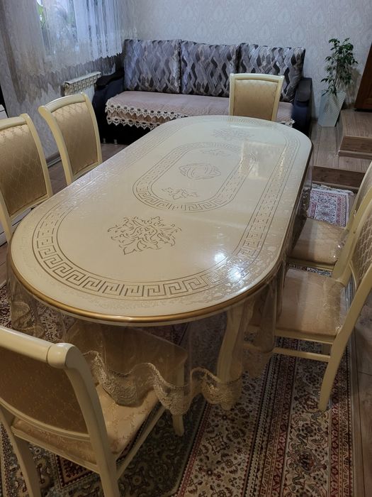 Продам стол со стульями