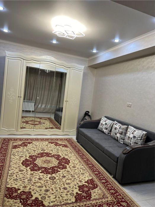 Сдается однокомнатная квартира в Алма сити-4