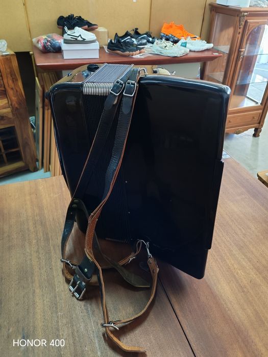 Hohner Atlantic IV adus recent din Germania