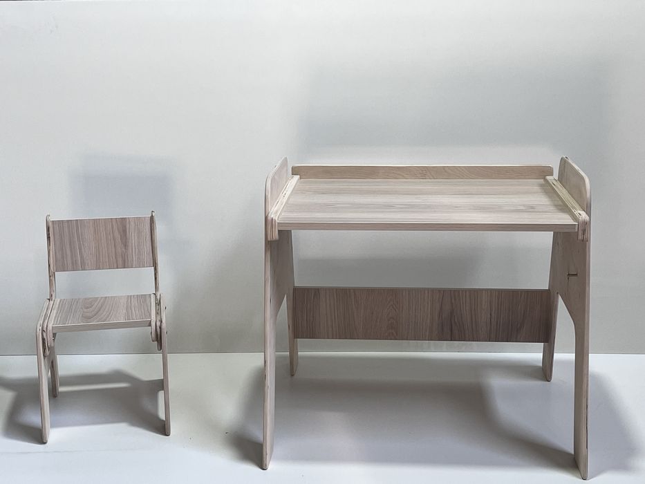 Десикий растущий стол