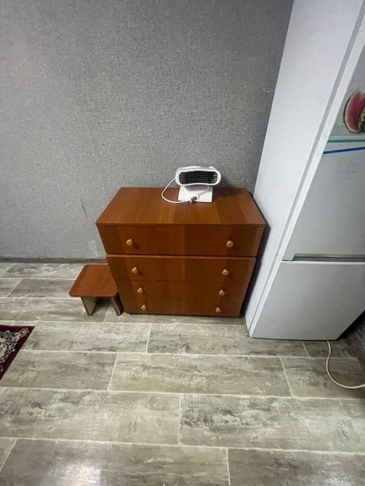 Продаю комод за 8000