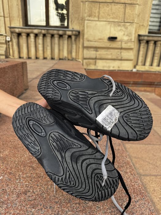 Кроссовки Oakley Switchback (Red Code 0.4)