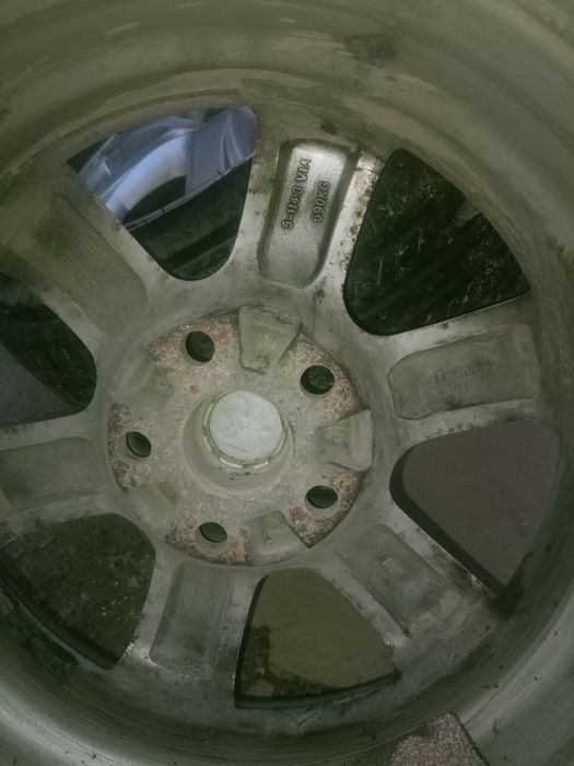 Продам диск с шина