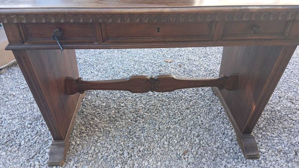 Birouri ani 60 - 70