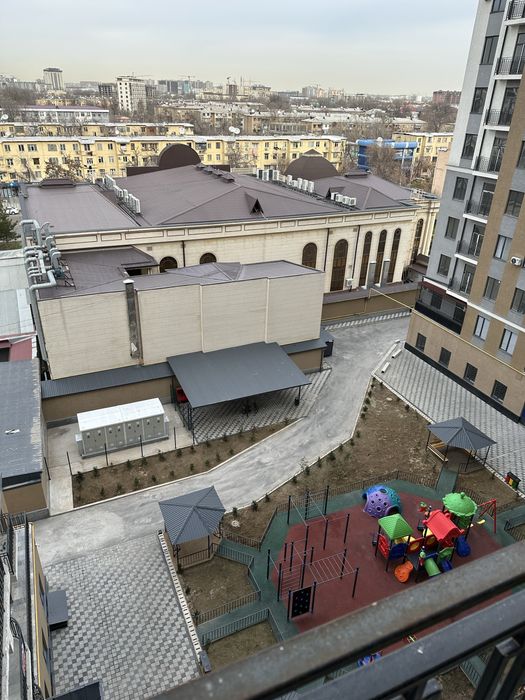 Uy sotiladi biznes klass