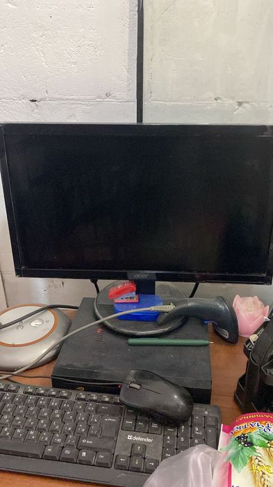 Продам компьютер с процессором Intel  Core i3