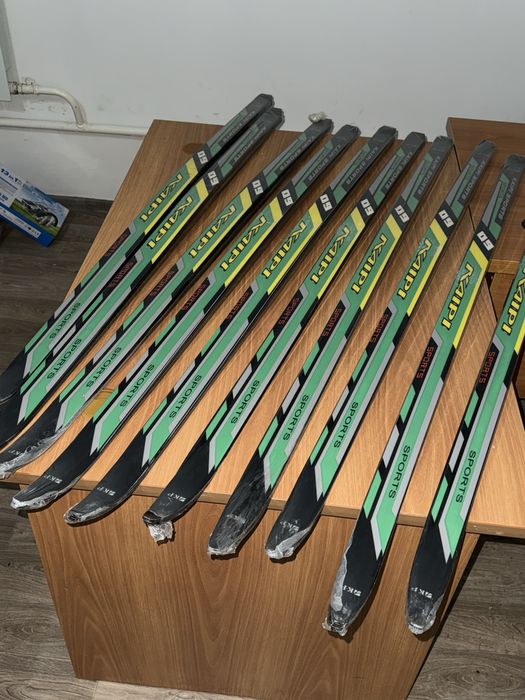 Продам беговые лыжи