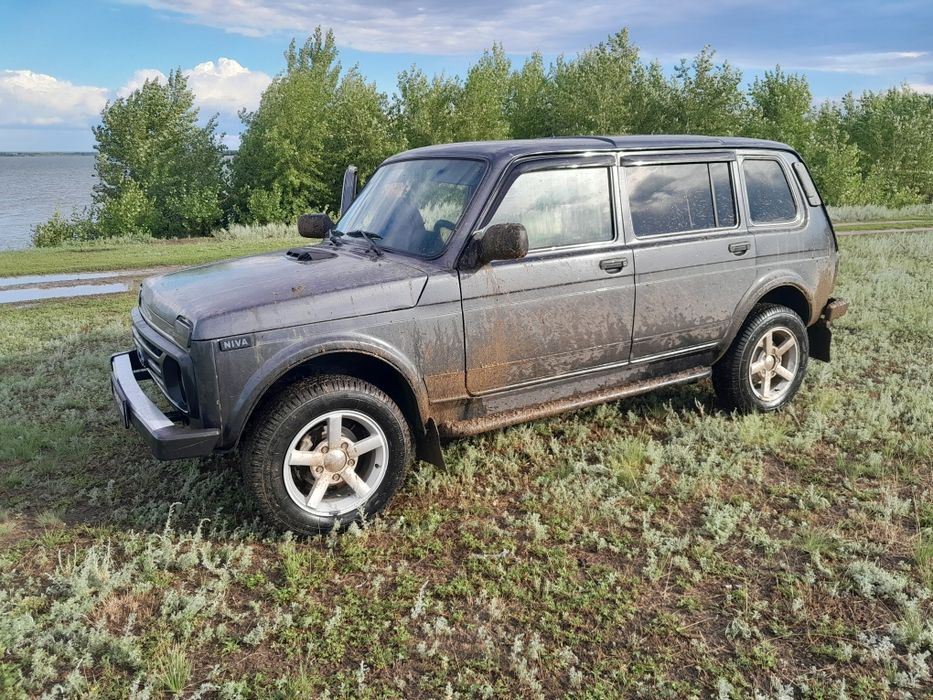 Продам ниву в хорошем состояние